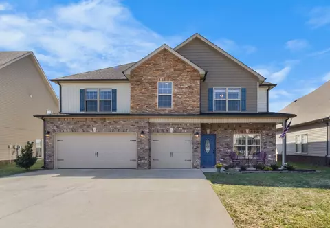 1008 Thrasher Dr, Clarksville, TN 37040