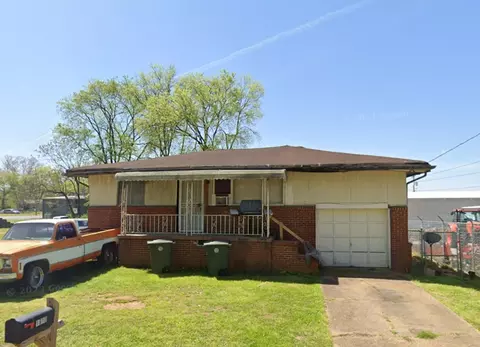 1610 Foust St, Chattanooga, TN 37404