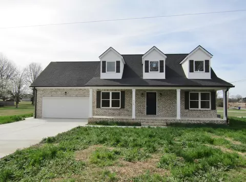 513 Logue St, Chapel Hill, TN 37034