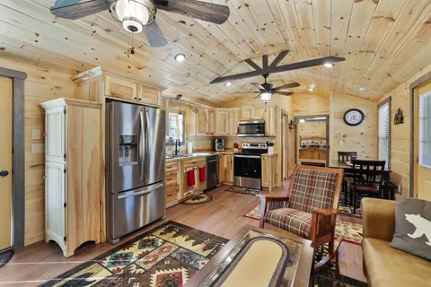 7108 Adams Rd, Centerville, TN 37033 photo 8