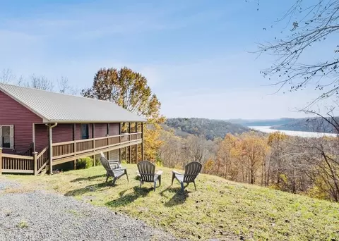270 Eagle Mountain Rd, Granville, TN 38564