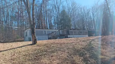1133 King Rd, Centerville, TN 37033
