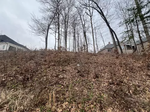 1105 Oak Chase Blvd, Lenoir City, TN 37772