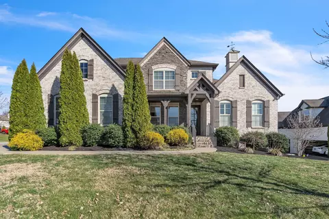 425 Sweet Fern Dr, Nolensville, TN 37135