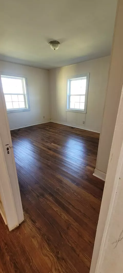 Bedroom - 100 Cherry St, Centerville, TN 37033 photo 2 of 2