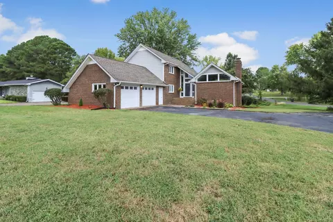 204 General Forrest Dr, Springfield, TN 37172