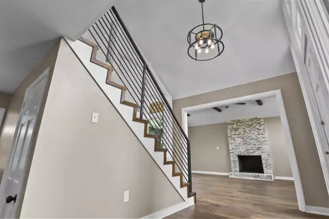 Entry Way - 204 General Forrest Dr, Springfield, TN 37172 photo 2 of 4