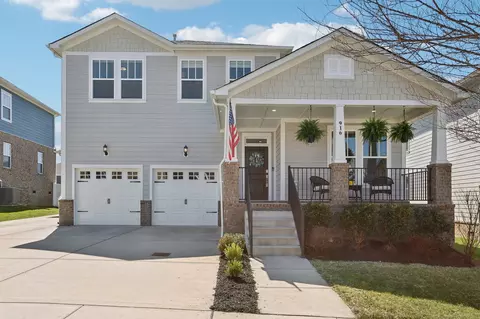 916 Orchid Pl, Hendersonville, TN 37075