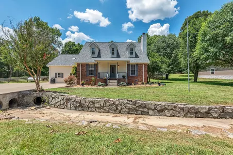 604 Steeplechase Ct, Lebanon, TN 37090