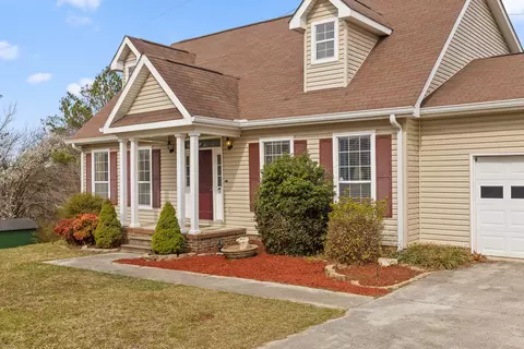 6103 Water Oak Ln, Harrison, TN 37341