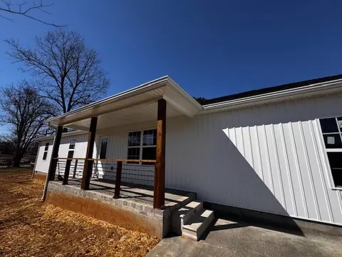 118 Noles St, Decherd, TN 37324