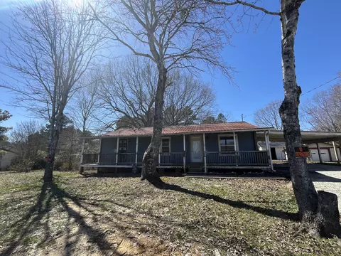 10555 Sardis Scotts Hill Rd, Scotts Hill, TN 38374