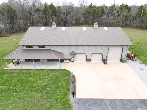2688 Sturgeon Creek Rd, Cedar Hill, TN 37032