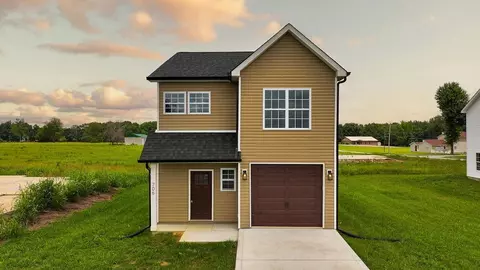 706 Robinson Rd, Smithville, TN 37166
