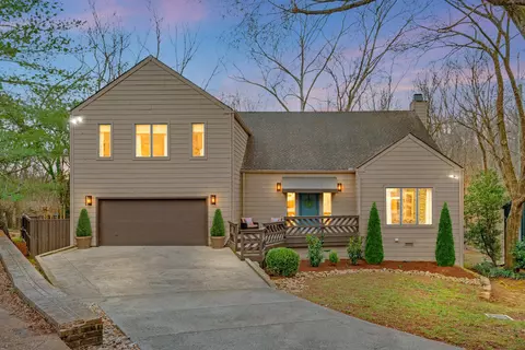 512 Harpeth Oaks Ct, Nashville, TN 37221