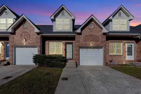 812 Spence Enclave Ln, Nashville, TN 37210