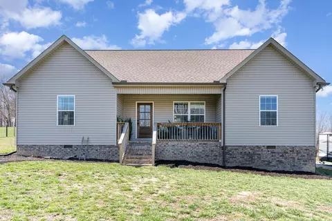 1521 Wixtown Rd, Westmoreland, TN 37186