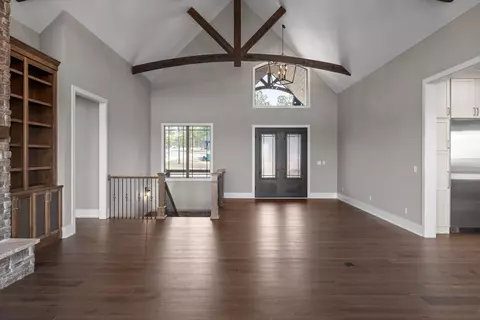 Living - 490 Pappy Rd, Jasper, TN 37347 photo 5 of 13