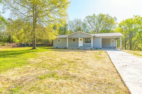 4751 Tammy Dr NE, Dalton, GA 30721