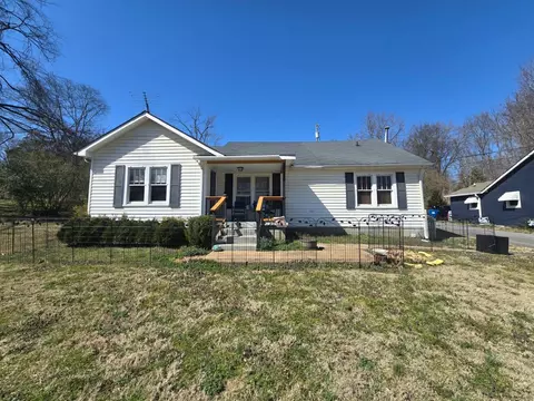 24 Cave Springs Rd, Clarksville, TN 37042