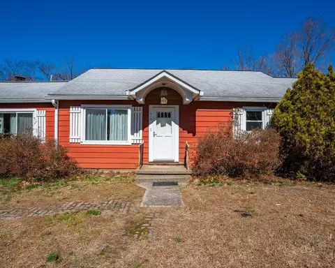 510 Country Club Ln, Hopkinsville, KY 42240