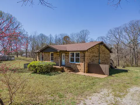 9211 Bates Trl, Lyles, TN 37098