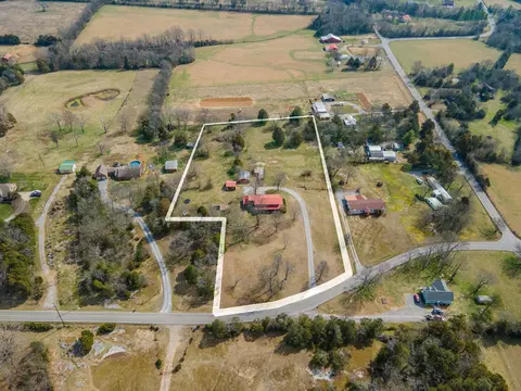 881 Old Shannon Rd, Lebanon, TN 37090
