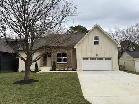 1609 Peerman Dr, Nashville, TN 37206