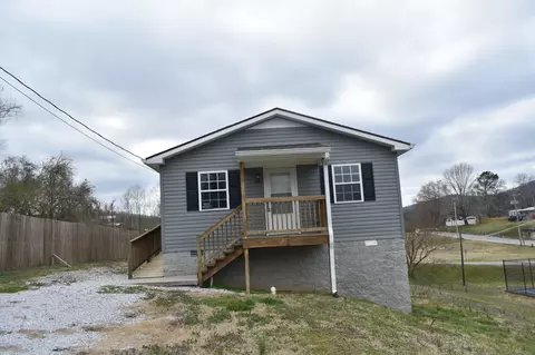 208 First Ave E, Carthage, TN 37030