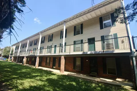 900 Mountain Creek Rd #E71, Chattanooga, TN 37405