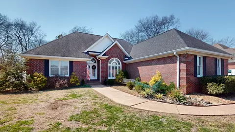 2013 Woodcrest Cir, Mount Juliet, TN 37122