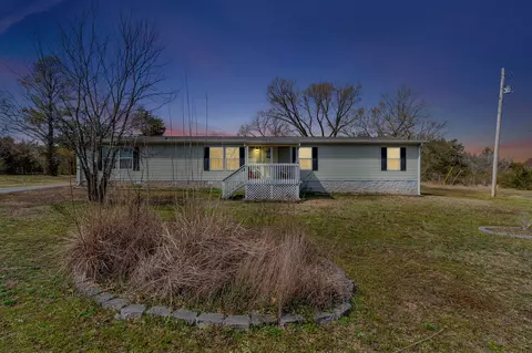 11373 Mount Vernon Rd N, Rockvale, TN 37153