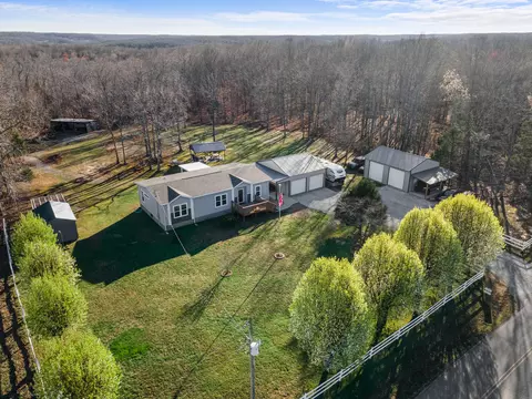 2141 Woods Valley Rd, Cumberland Furnace, TN 37051