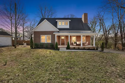 1430 Inglewood Cir N, Nashville, TN 37216