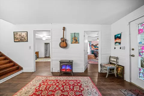 Entry Way - 34 Lancaster Cir, Lancaster, TN 38569 photo 1 of 2