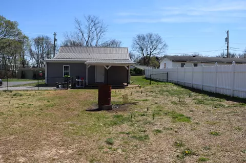 Exterior - 125 E Main St, Gracey, KY 42232 photo 6 of 6