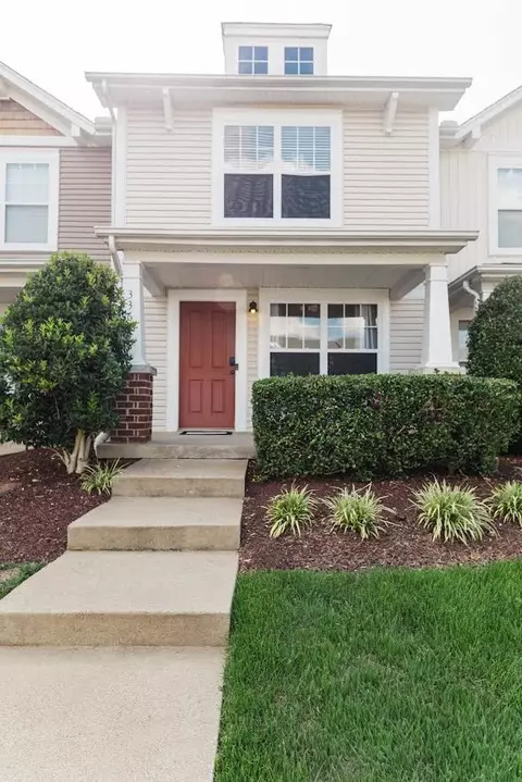 3365 Harpeth Springs Dr, Nashville, TN 37221