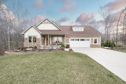 153 Mountain View Dr, Crossville, TN 38558
