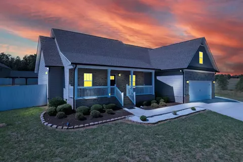 375 Talons Rdg Rd NW, Cleveland, TN 37312