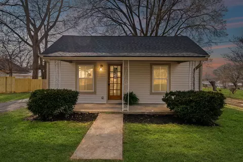 407 Plattenburg St, Winchester, TN 37398