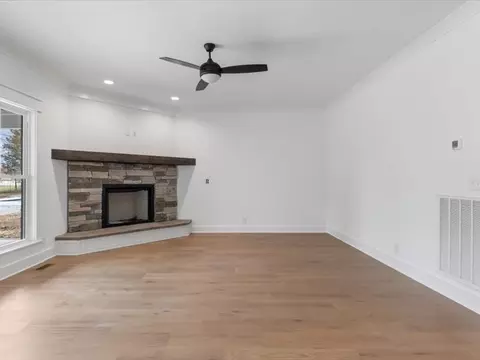 3909 Delzotto Dr, Murfreesboro, TN 37128 photo 6