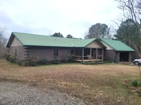 755 Eagle Creek Dr, Buchanan, TN 38222