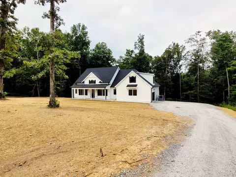 886 Promise Land Rd, Charlotte, TN 37036