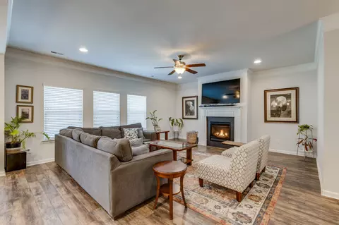 941 Carnation Dr, Spring Hill, TN 37174 photo 7