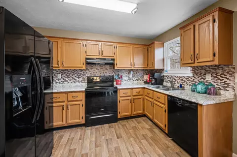 2105 Wolfe Rd, White Bluff, TN 37187 photo 12