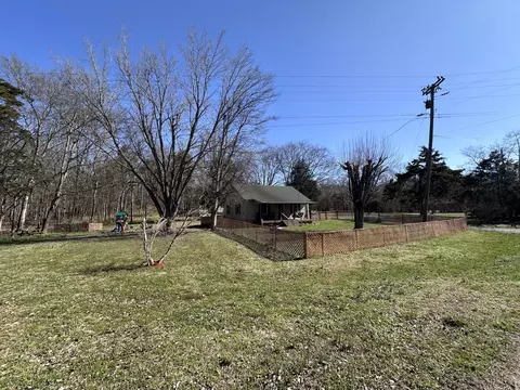 98 Buffalo Rd, Gracey, KY 42232