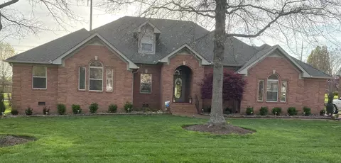 524 Redstone Dr, Gallatin, TN 37066