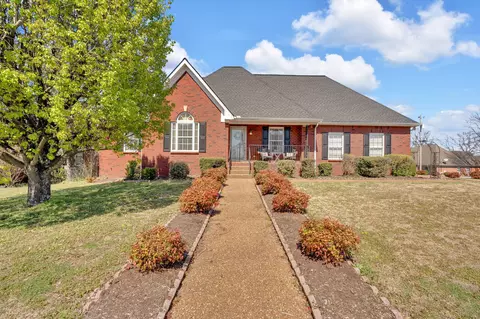 208 Parrish Pl, Mount Juliet, TN 37122