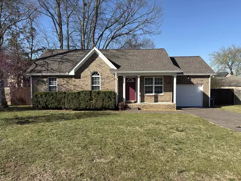 207 Christine Dr, Lebanon, TN 37087