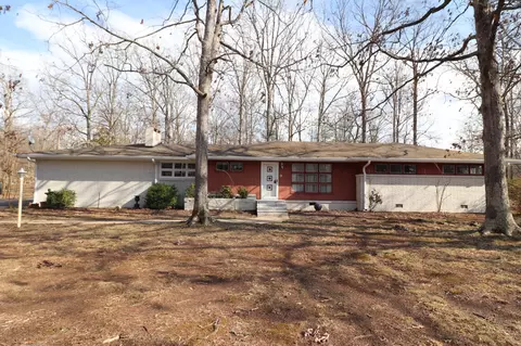 1510 Hillwood Cir, Lafayette, TN 37083